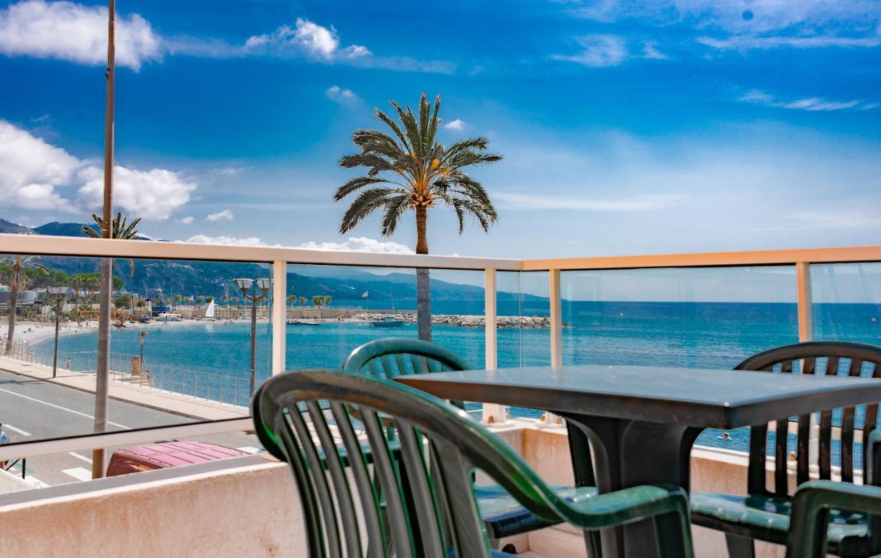 רוקברון-קאפ-מרט Hotel Et Appartements Reine D'Azur מראה חיצוני תמונה